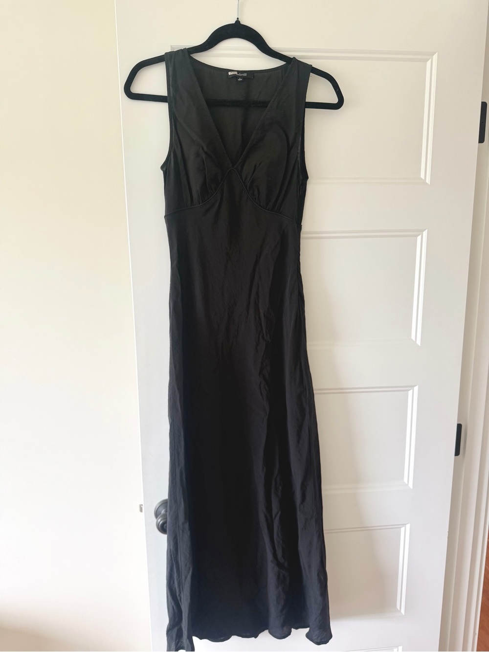 Madewell V Neck Elegant Black Sleeveless Maxi Dress size 0